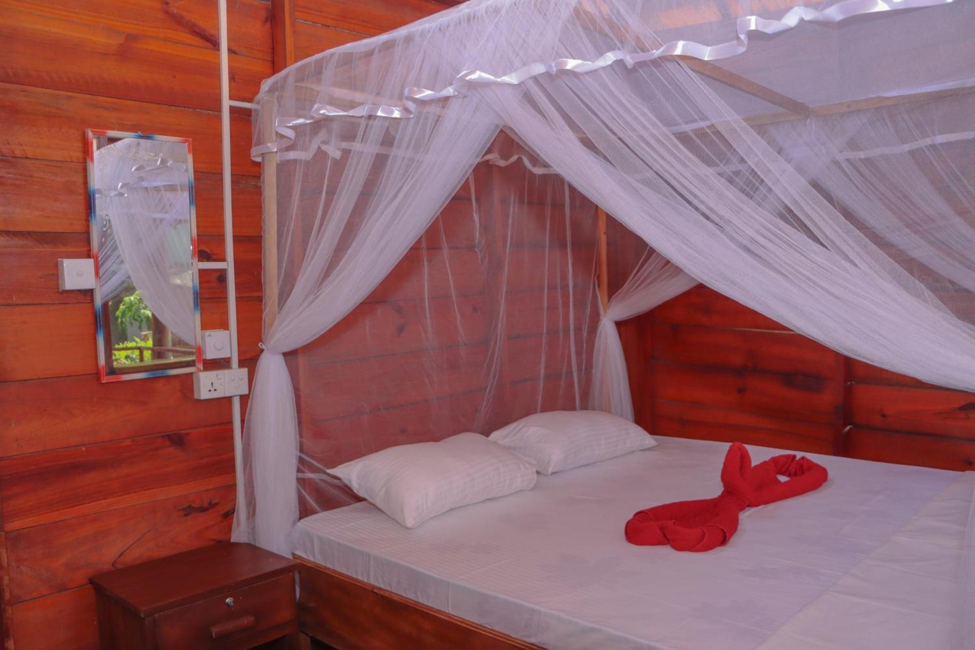 Benzai Surf Apartman Arugam Bay Kültér fotó